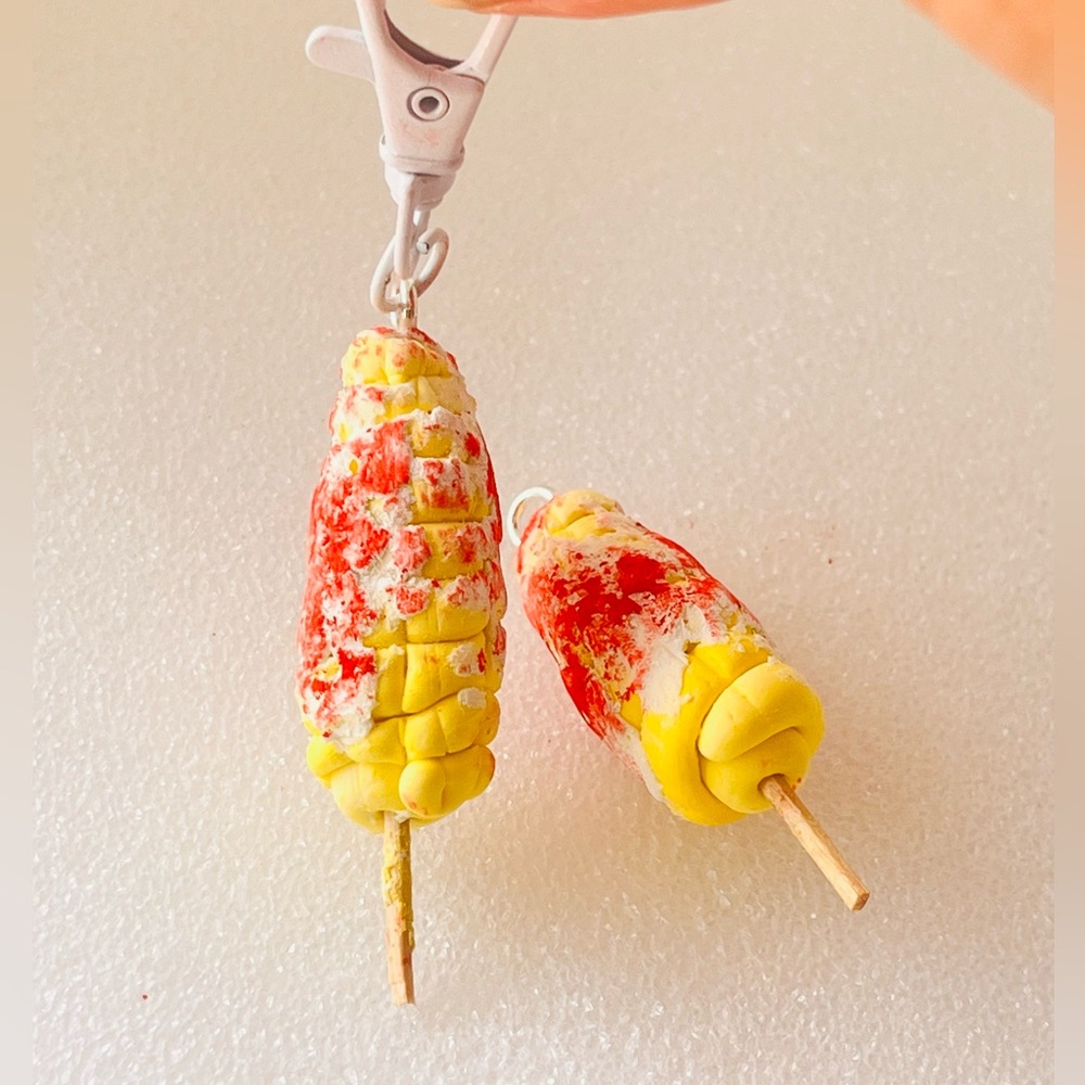 Handmade Corn-on-the-Cob Keychain Charm in Yellow & Red - Picture 3 of 3